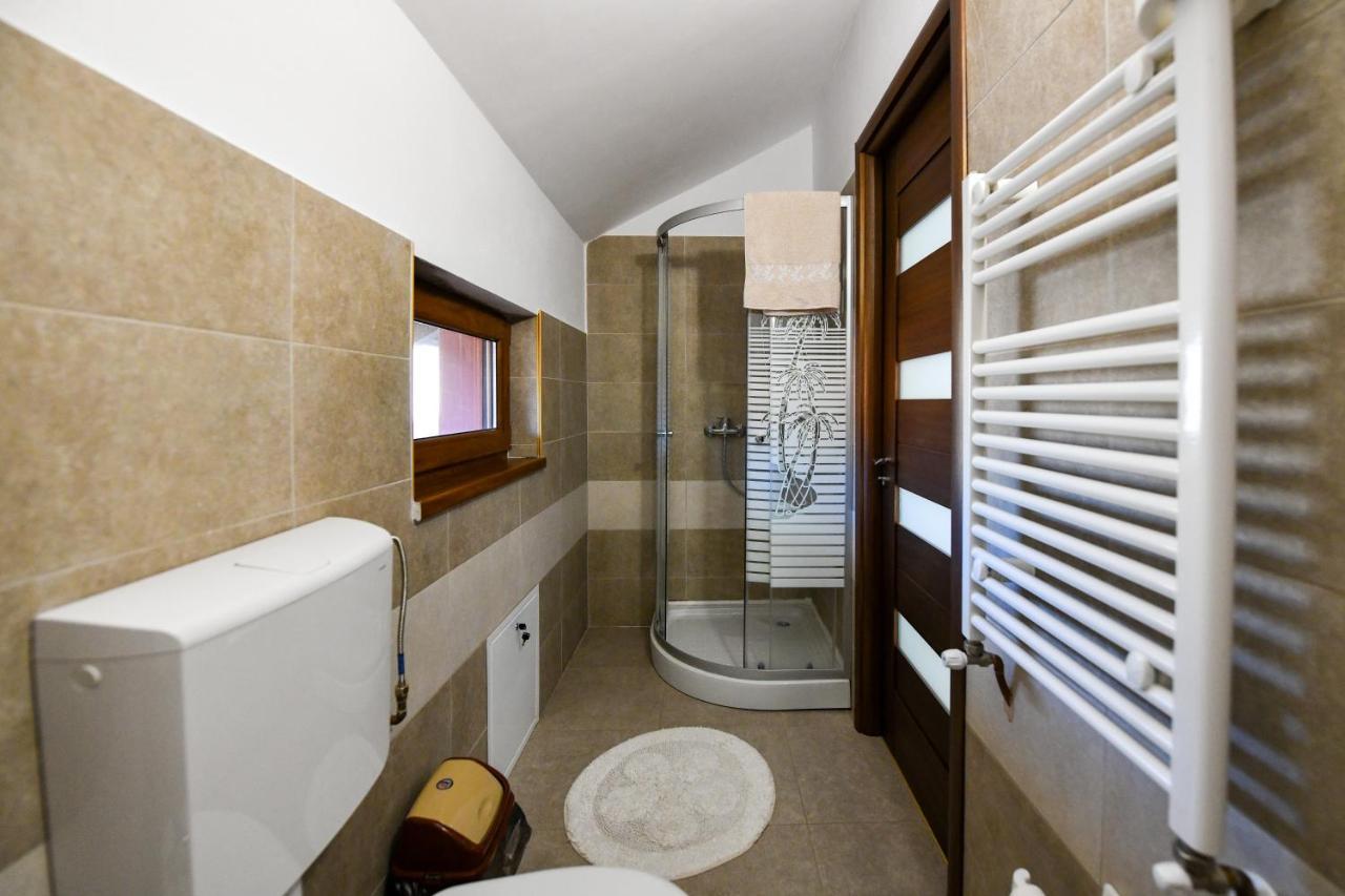 Villa Castellino Tîrgu Ocna Екстериор снимка
